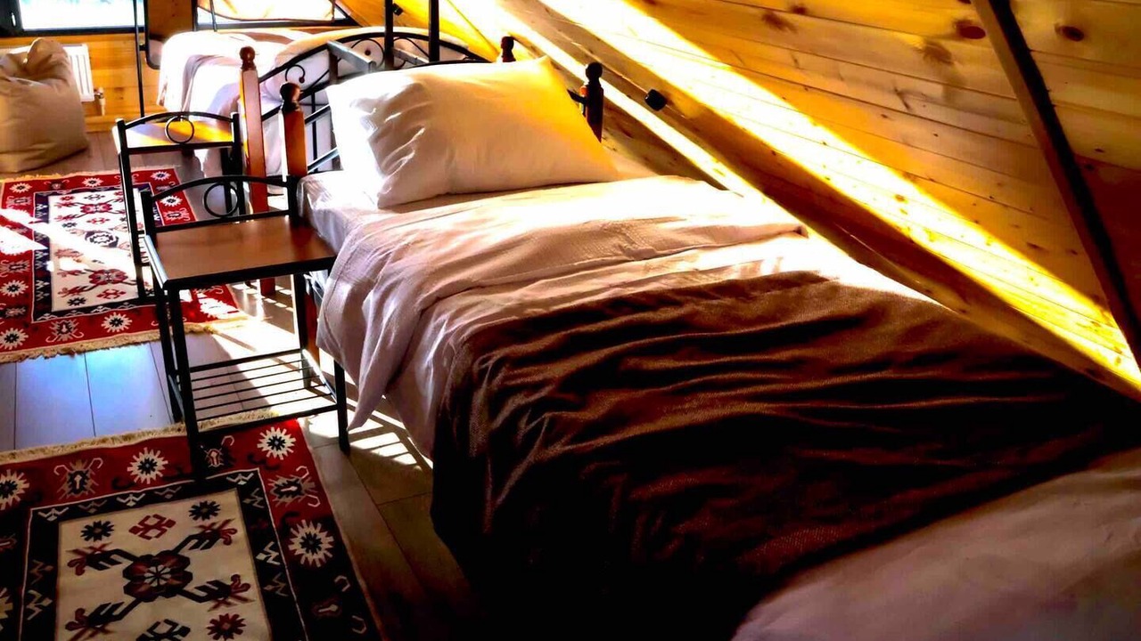 Photo of Bedroom in Stepantsminda