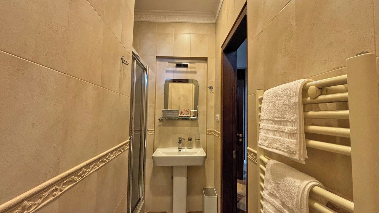 Photo of Bathroom in mtatsminda