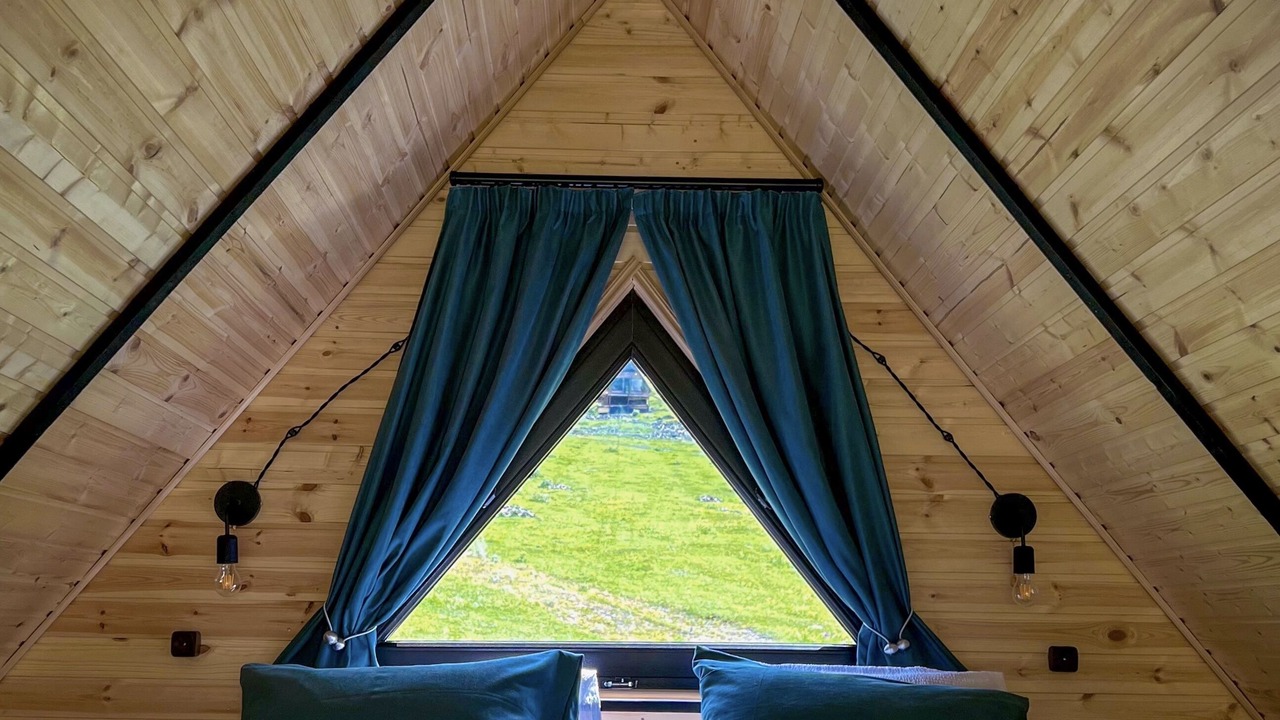Photo of Bedroom in Stepantsminda