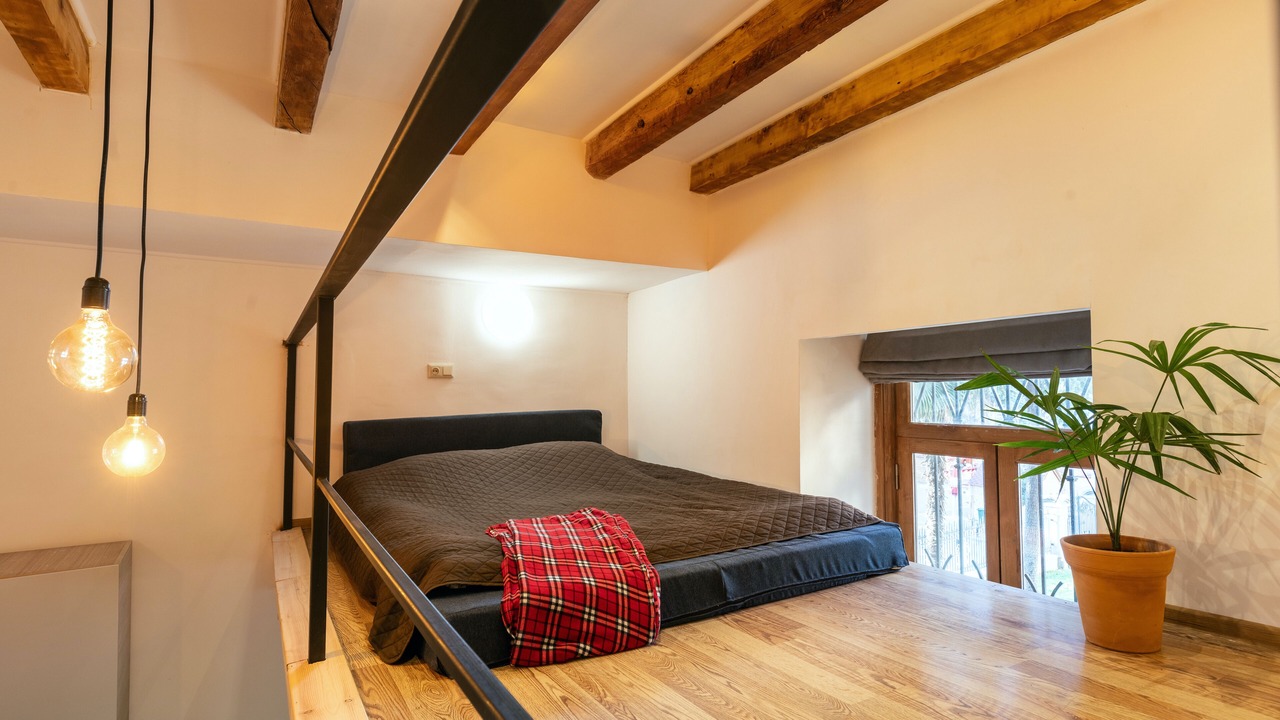 Photo of Bedroom in mtatsminda