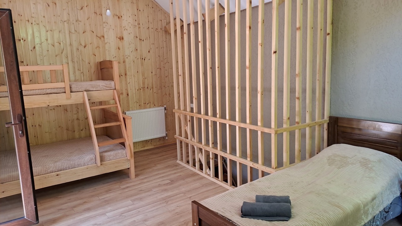 Photo of Bedroom in Likani