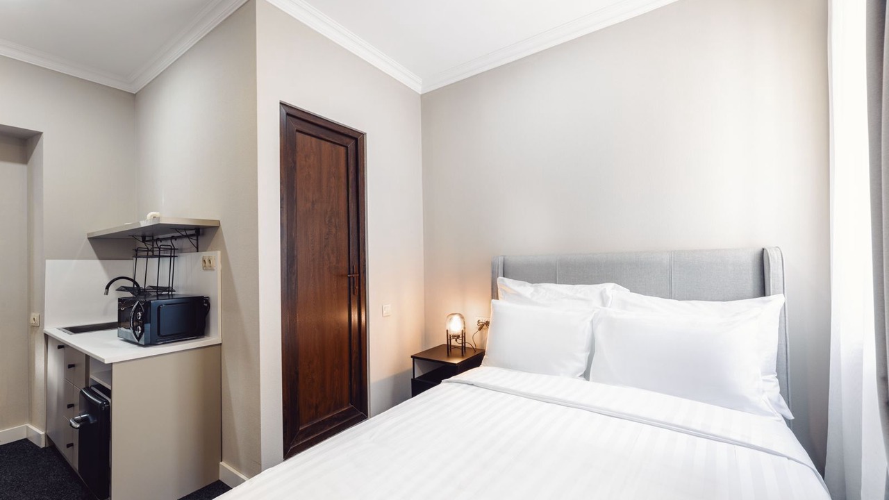 Photo of Bedroom in mtatsminda