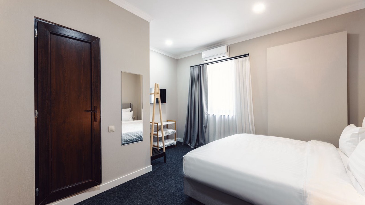 Photo of Bedroom in mtatsminda