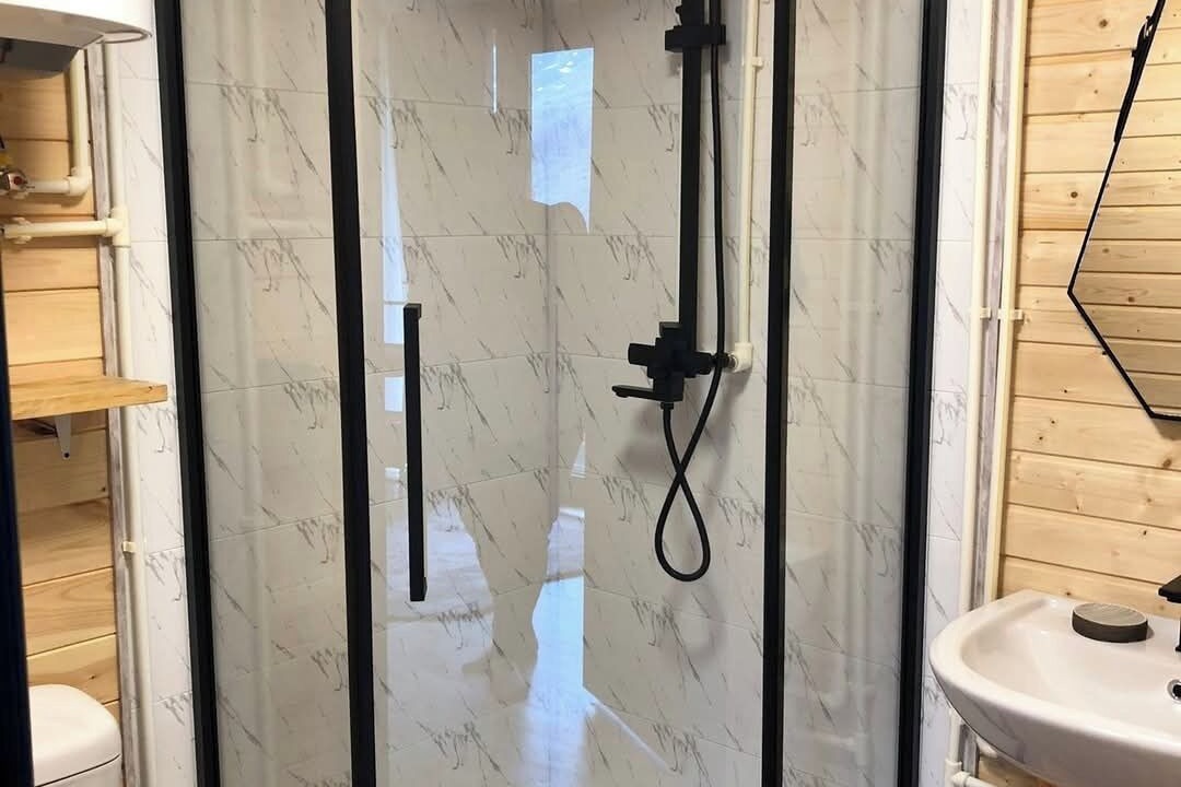 Photo of Bathroom in Juta
