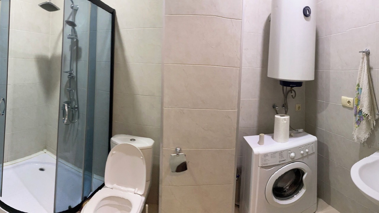 Photo of Bathroom in New Boulevard
