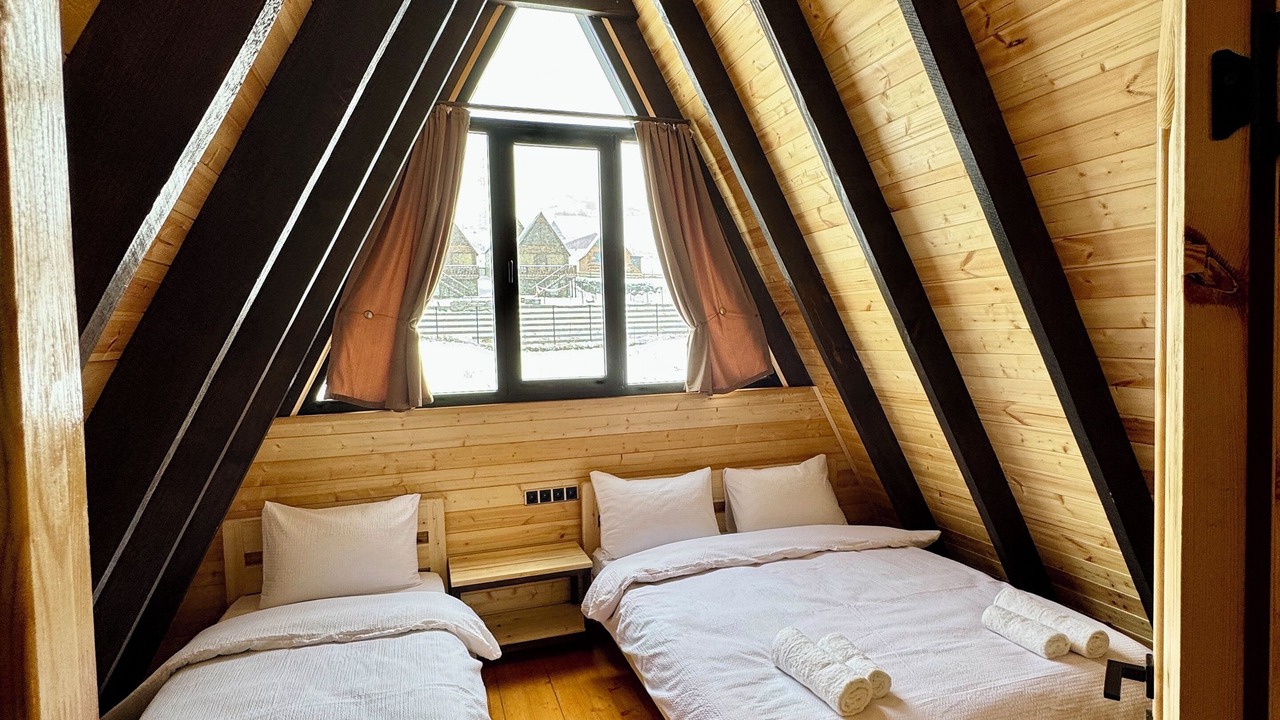 Photo of Bedroom in Stepantsminda