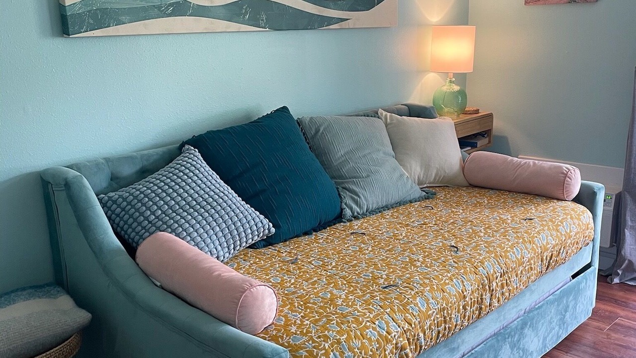 Photo of Livingroom in Historic Kailua Village