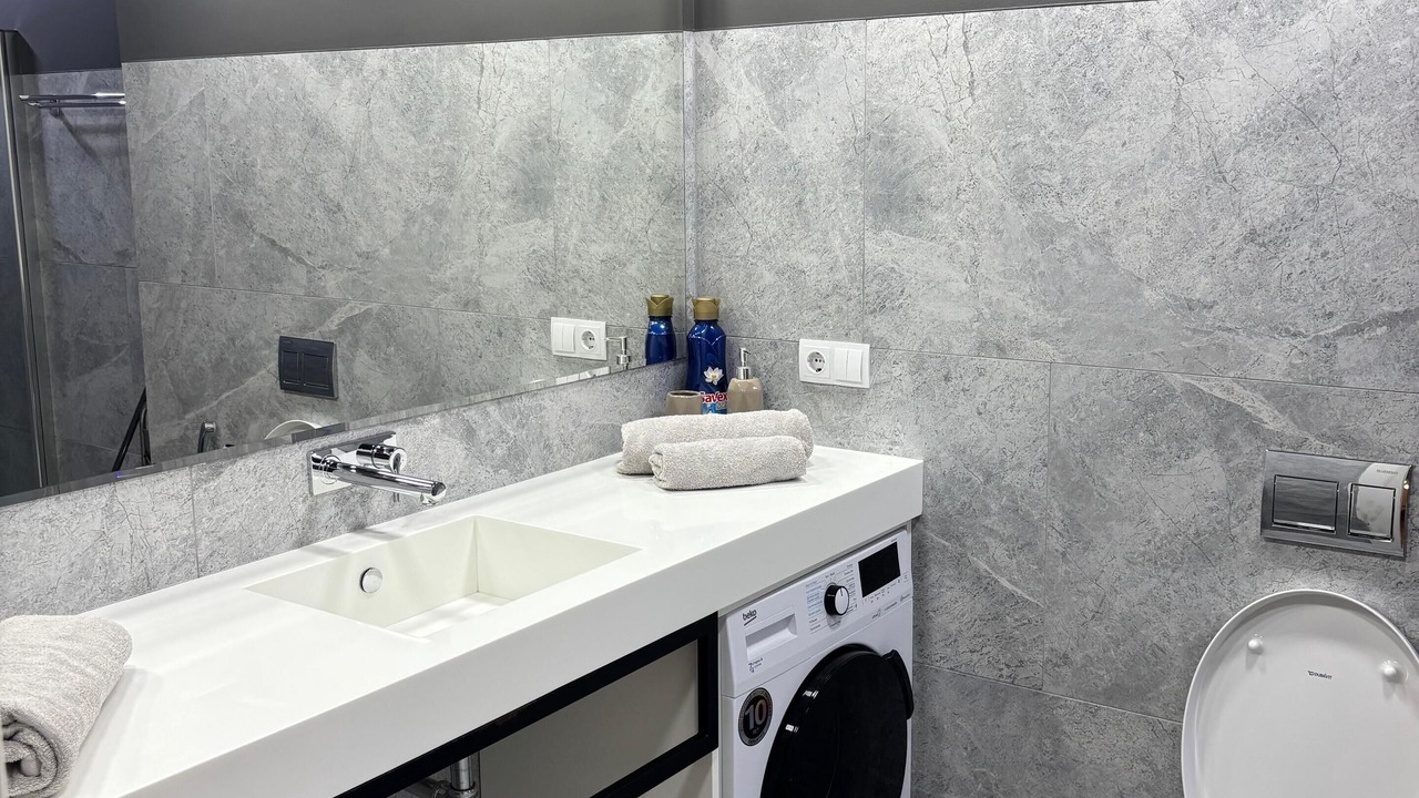 Photo of Bathroom in Old Boulevard