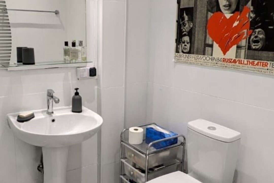 Photo of Bathroom in Vera