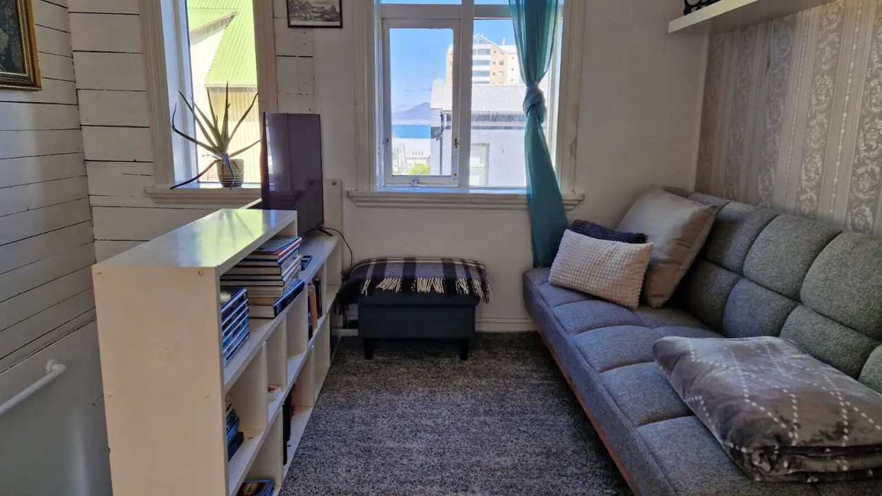 Photo of Livingroom in Downtown