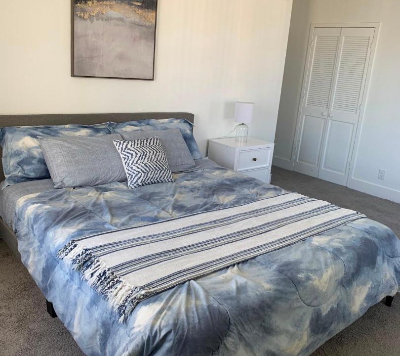 Photo of Bedroom in La Brea