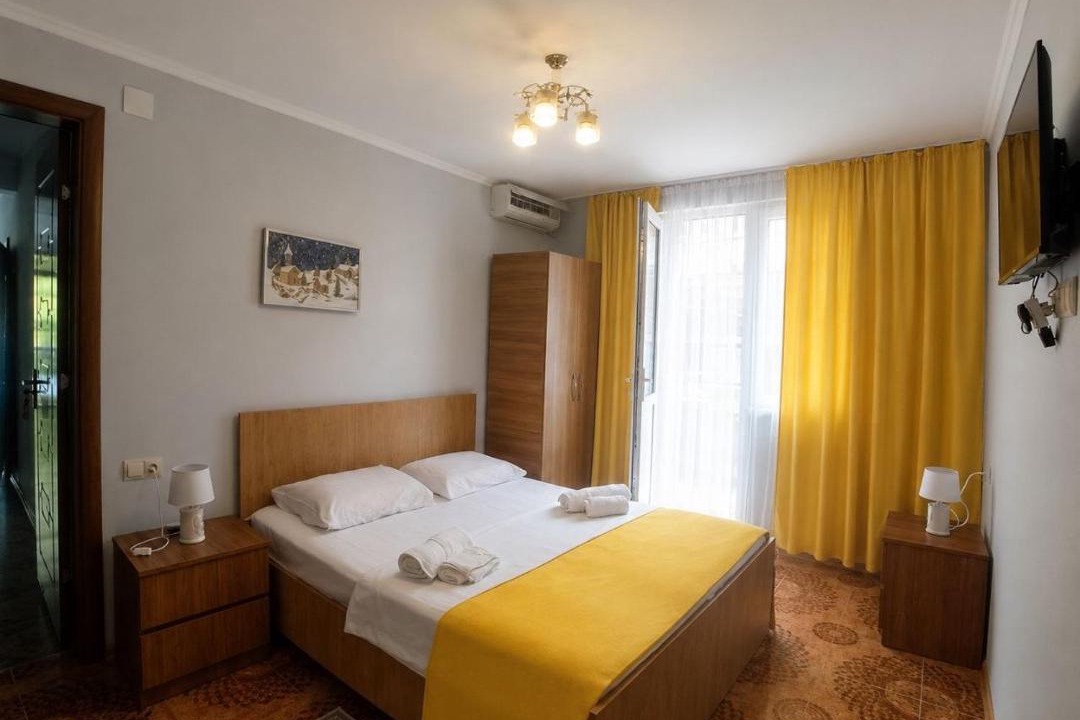 Photo of Others in Magnetiti