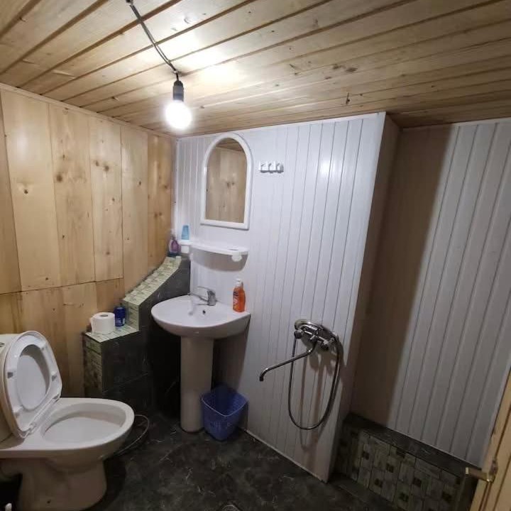 Photo of Bathroom in Omalo
