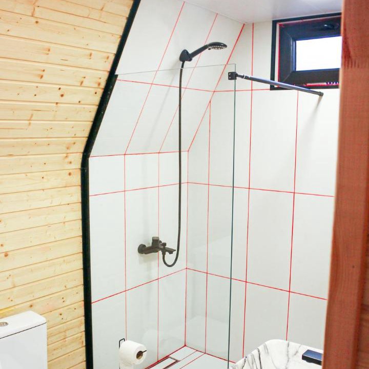 Photo of Bathroom in Oni