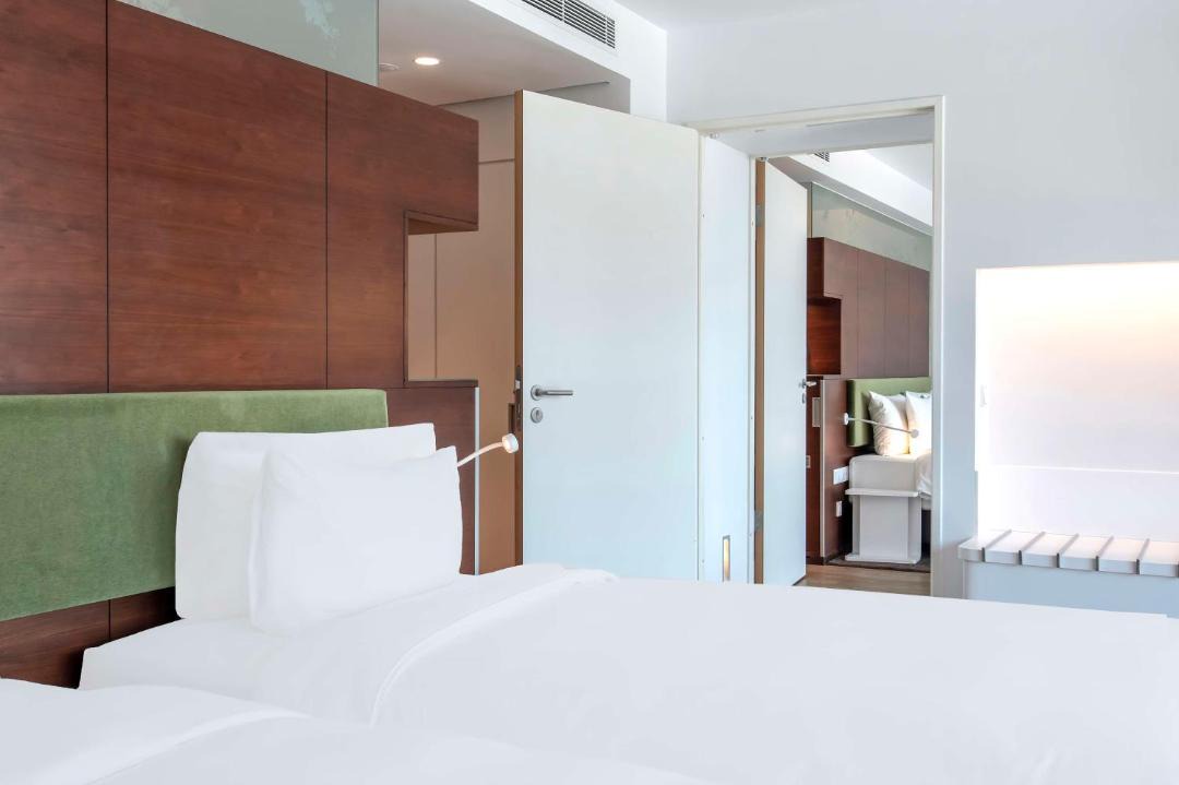 Photo of Bedroom in mtatsminda