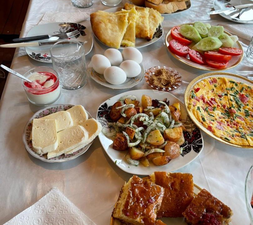Photo of Others in Zhibiani
