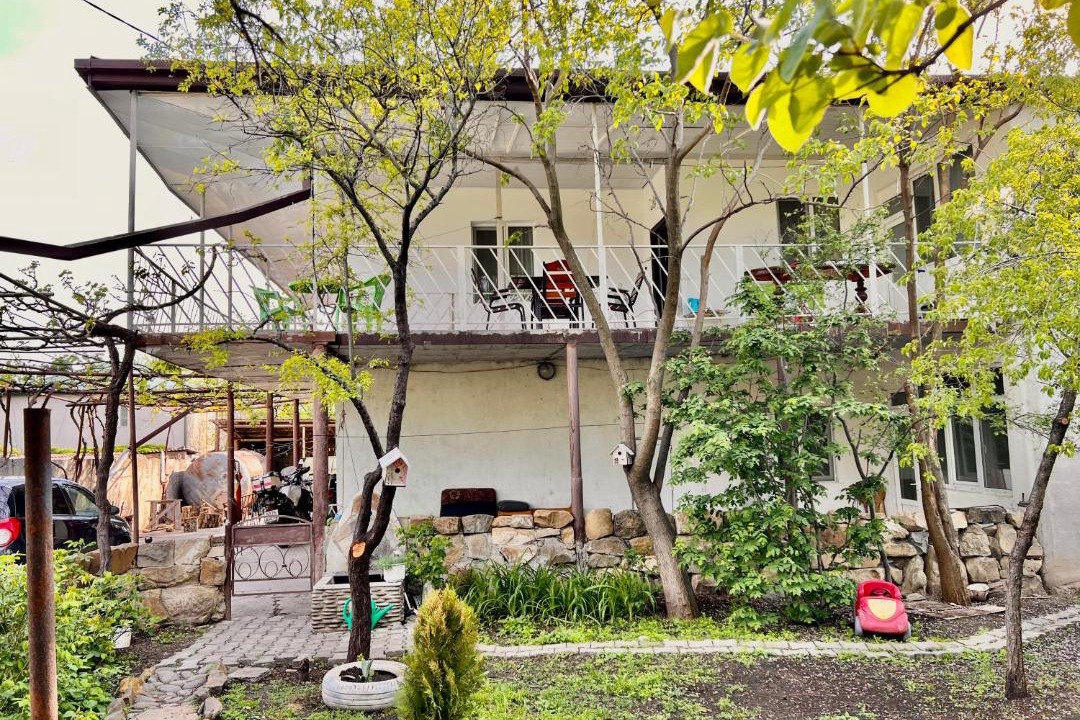 Photo of Others in Udabno