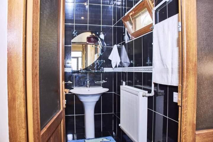 Photo of Kitchen in T'ba