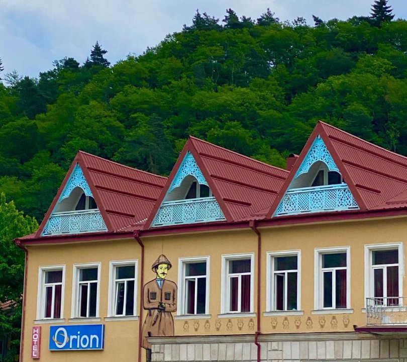 Photo of Buildings in Oni