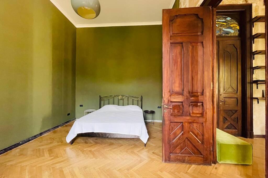 Photo of Bedroom in Sololaki