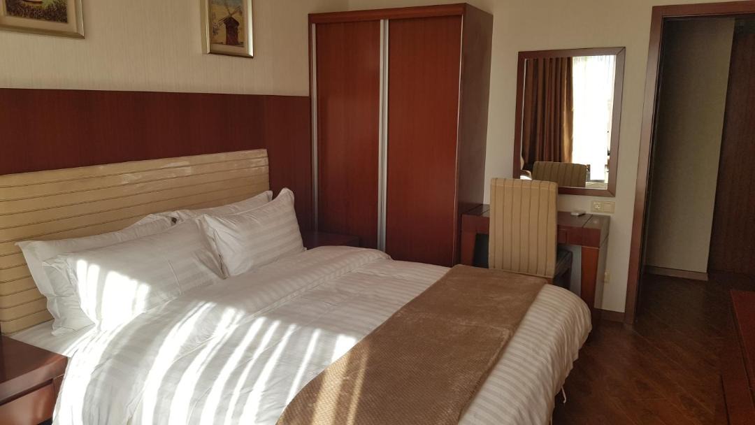 Photo of Bedroom in Chakvi