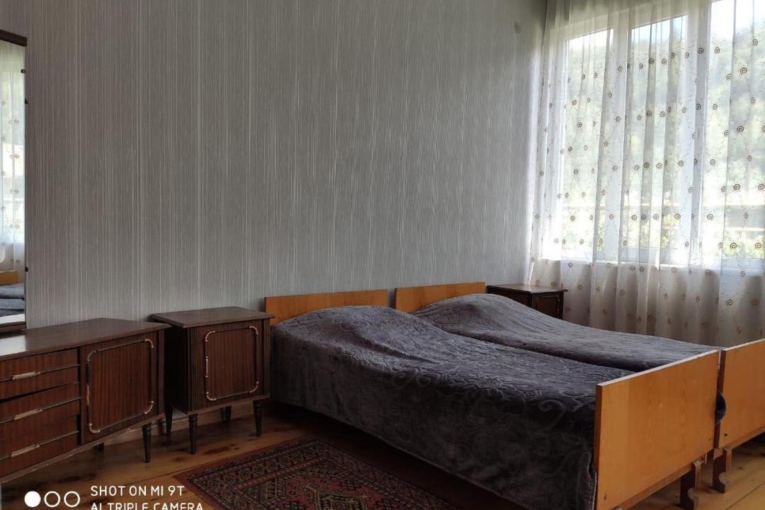 Photo of Bedroom in Oni
