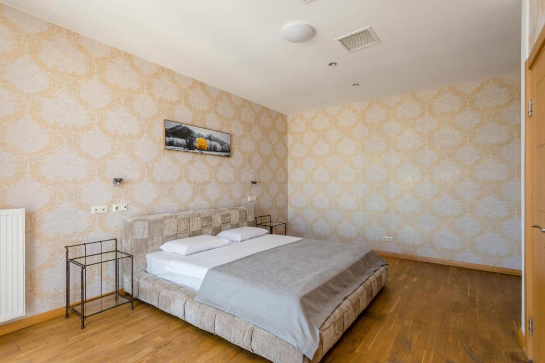 Photo of Bedroom in mtatsminda