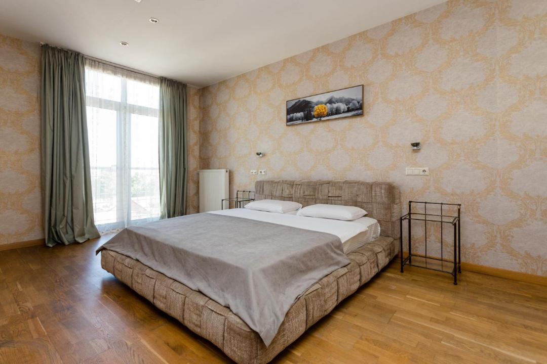 Photo of Bedroom in mtatsminda
