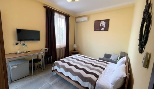 Comfort Triple Room