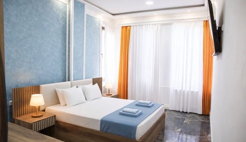 Standard Double Room, Hill View