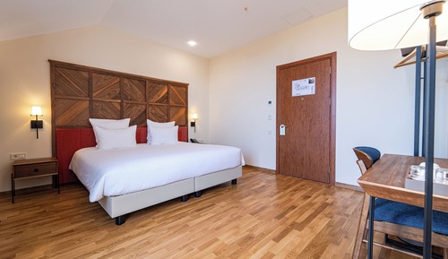 Executive Suite, Balcony