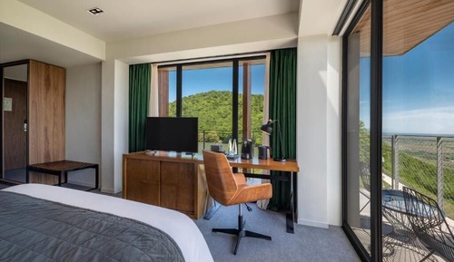 Superior Double Room, Balcony, Lake View
