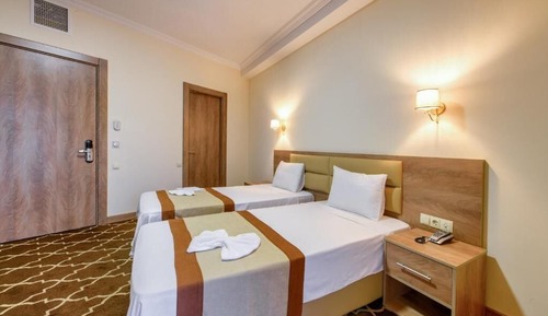 Standard Double or Twin Room, Balcony, City View