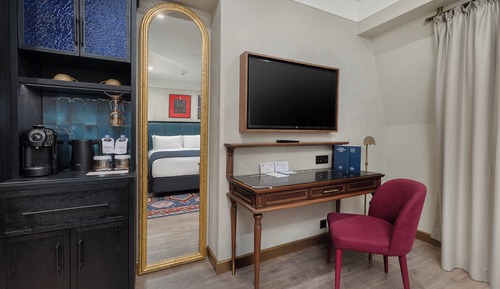 Standard Room, 1 King Bed