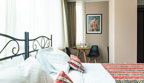 Double or Twin Room with Mountain view
