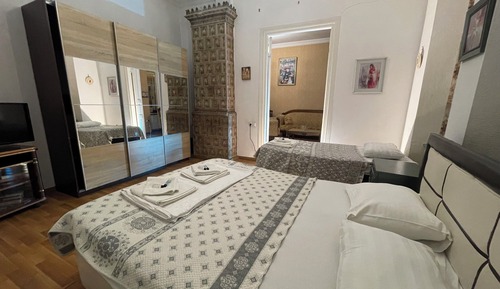 Family Apartment, Mountain View