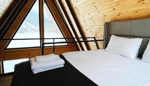 Chalet, Balcony, Courtyard View
