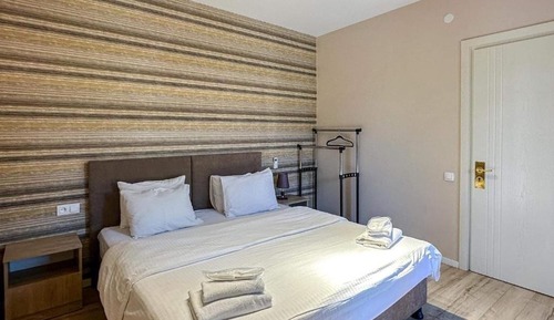 Comfort Double or Twin Room, City View