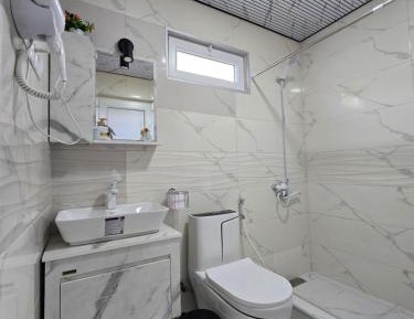 Triple Room with Private Bathroom