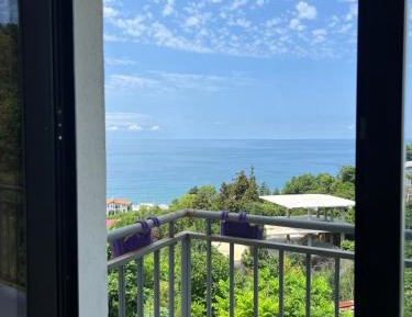 Deluxe Double Room with Balcony and Sea View