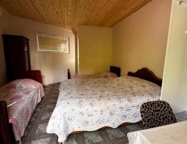 Quadruple Room with Bathroom