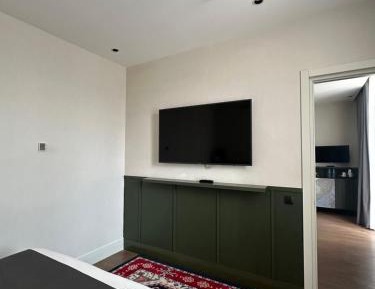 Queen Suite