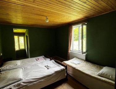 Triple Room with Shower