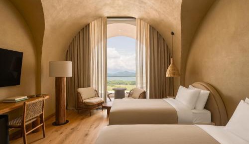 Twin Room with Mountain View