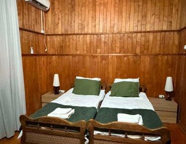 Classic Quadruple Room