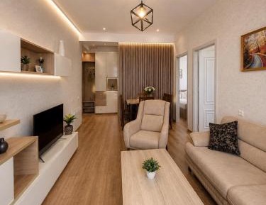 Deluxe Apartment