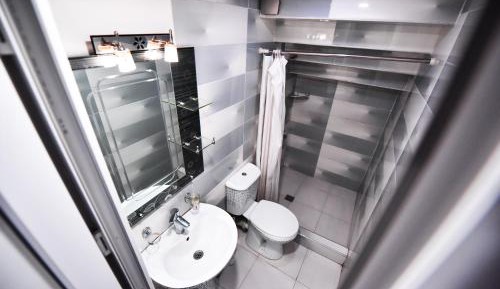 Triple Room with Private Bathroom
