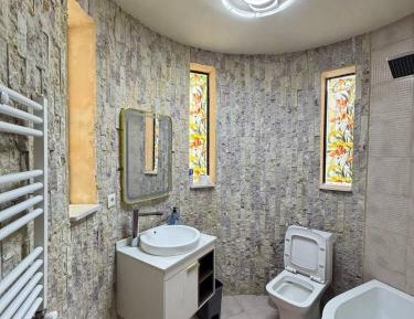 Twin Room with Private Bathroom