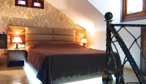 Apartment - Split Level