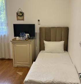 Budget Triple Room